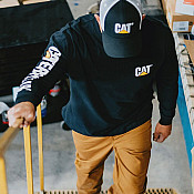 Μακρυμάνικο μπλουζάκι trademark tee μαύρο CAT 1510034 Μακρυμάνικο μπλουζάκι trademark tee μαύρο CAT 1510034