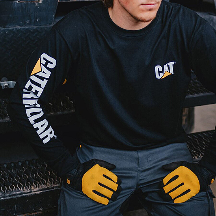 Μακρυμάνικο μπλουζάκι trademark tee μαύρο CAT 1510034 Μακρυμάνικο μπλουζάκι trademark tee μαύρο CAT 1510034